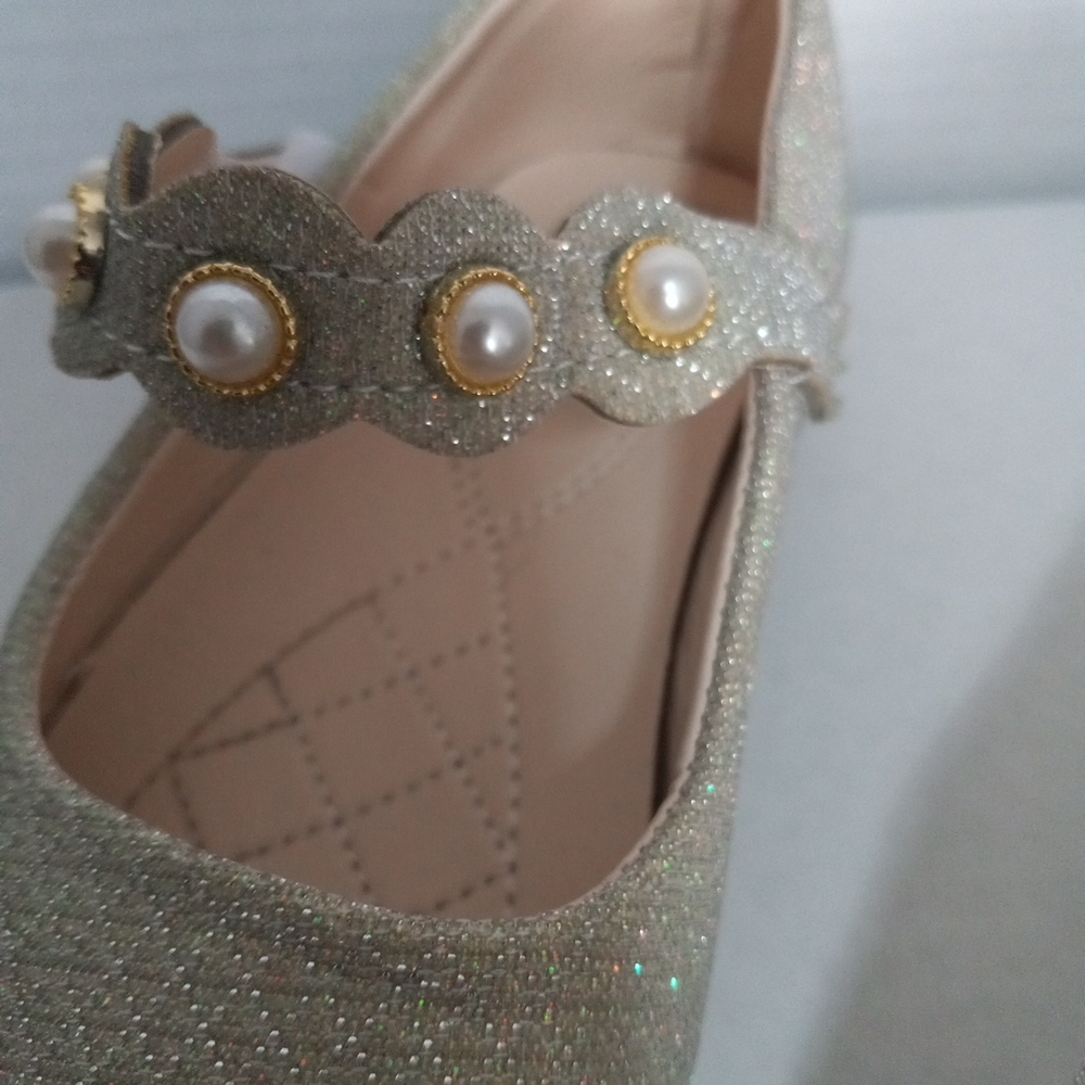 🔥Kids Fashion Brand Pearl-Embellished Gold Sparkle Formal Shoes Size 34 Girl - Picture 6 of 11